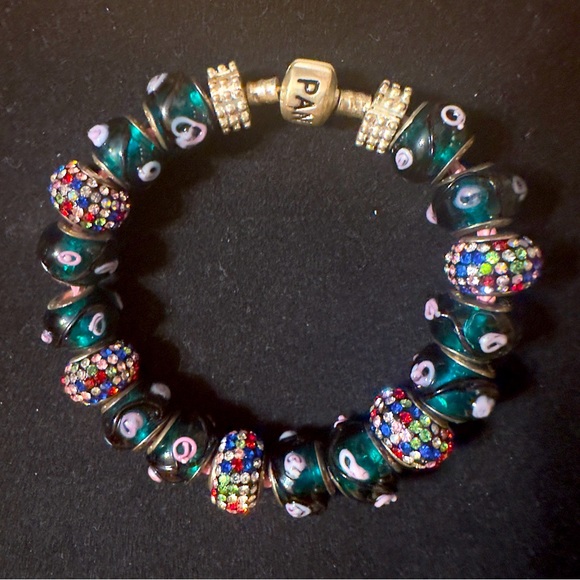 Glass Beads on the leather braided pink bracelet silver clasp says Pandora - Picture 3 of 6